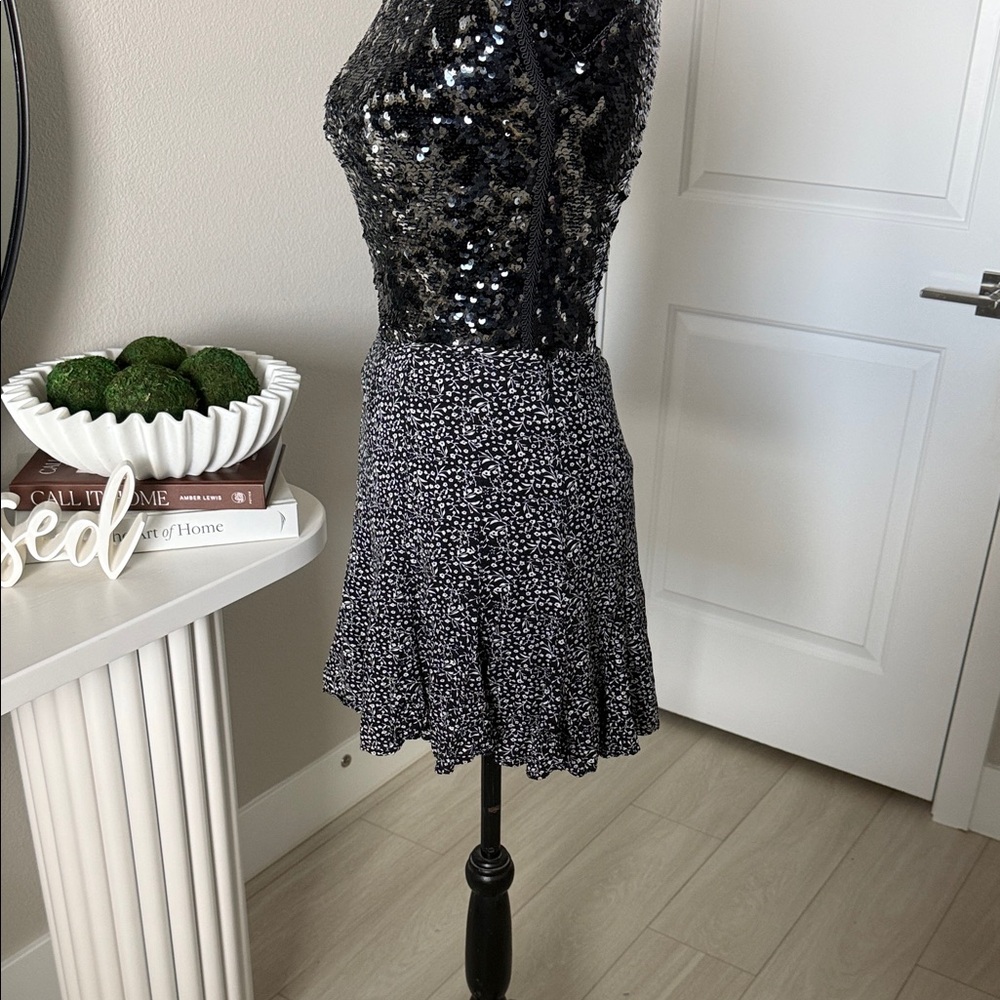 Bohme Monochrome Floral Skater Skirt - Picture 2 of 6